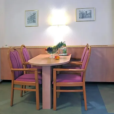 Gruener Baum 호텔 폼메르스펠덴