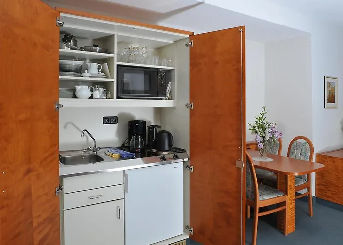 Gruener Baum فندق Pommersfelden